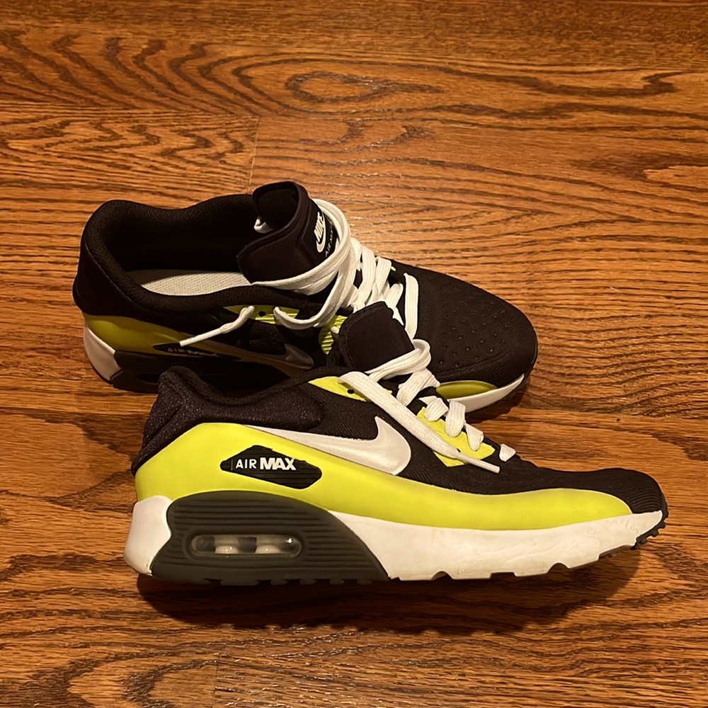 Boys Nike Air Max 90